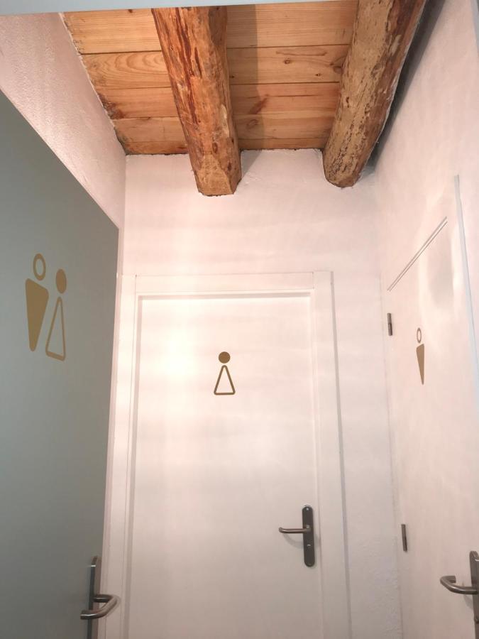 Albergue De Pas El Pont de Suert Exterior photo